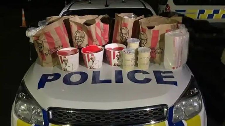 New Zealand police arrest pair trying to enter locked-down Auckland found with large amount of KFC