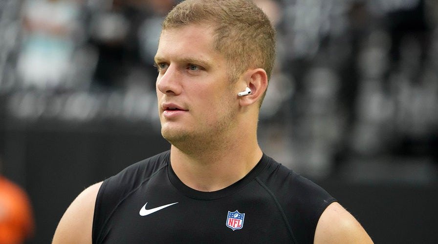 Carl Nassib, first openly gay man to play in NFL games, retires after 7  seasons