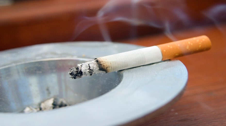 British parliament votes to ban smoking for all people born after 2009