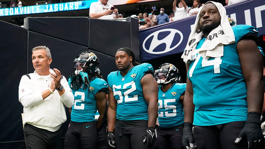 Jaguars Owner Shad Khan Says Urban Meyer Must 'regain Our Trust And ...