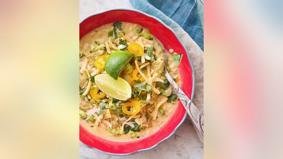 White corn chicken chili makes NFL game day special: Try the recipe