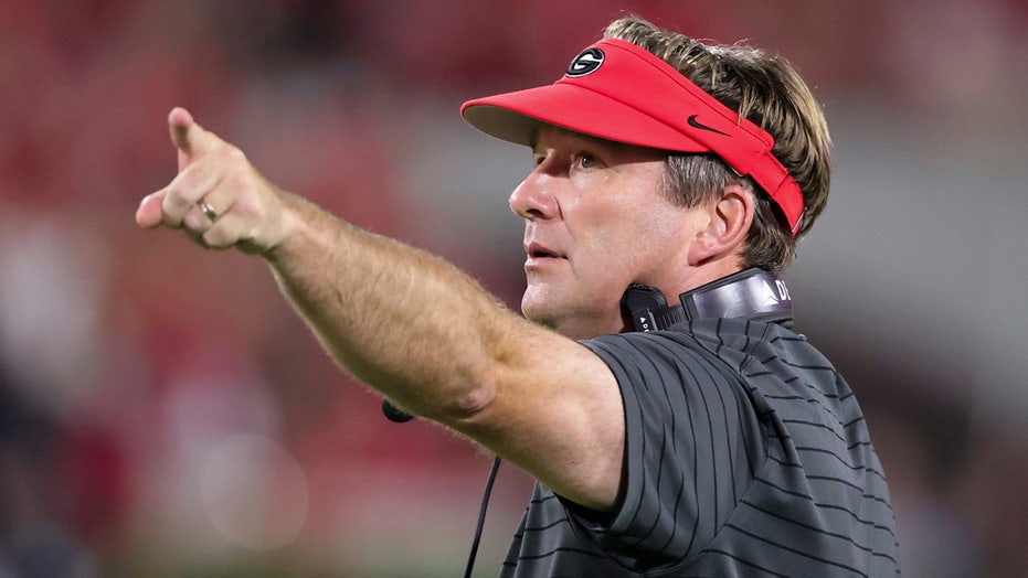 Georgia laying the groundwork for a run toward the playoffs