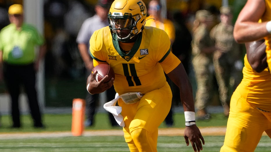 Baylor beats No. 14 Iowa St 31-29 after failed 2-point try