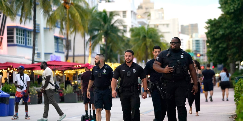 Miami Beach efforts to tone down South Beach party scene are racist, critics say - Vimarsana News