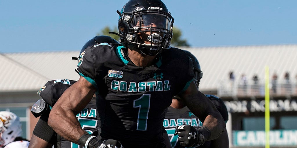 No. 16 Coastal Carolina swarms Louisiana Monroe in 59-6 win