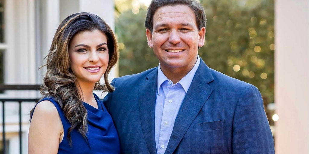 Florida first lady honored with GOP award, lauds husband for fighting for moms - Vimarsana News