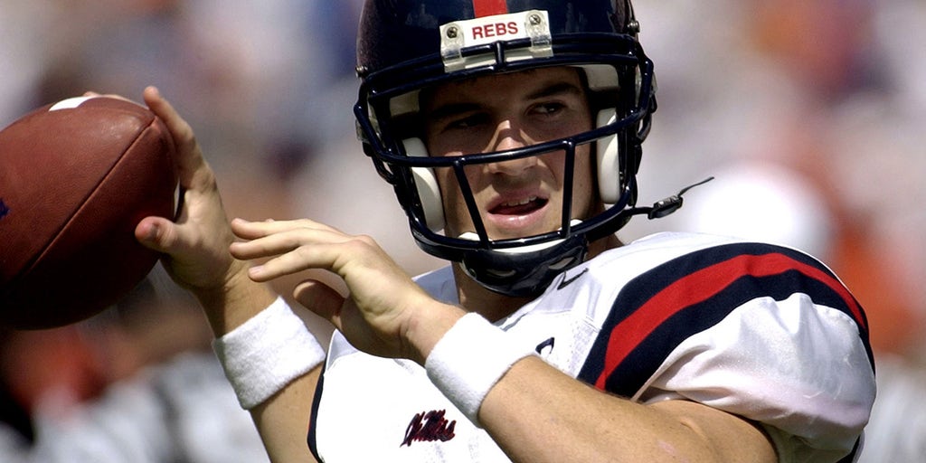 Ole Miss Honoring Eli Manning With Special End Zones for LSU Clash