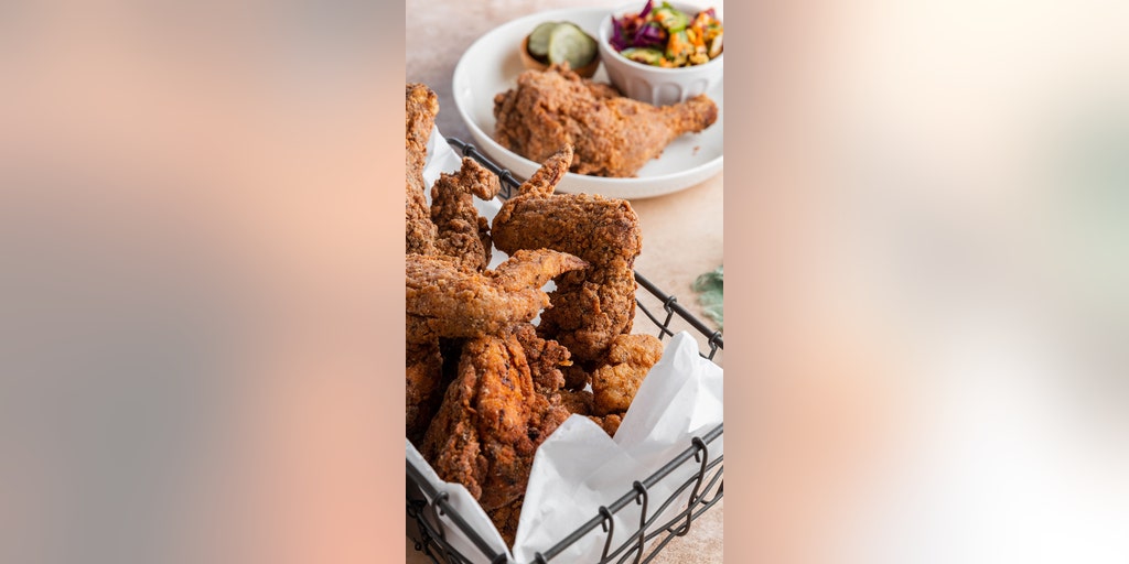 Southern sweet tea air fried chicken for a crispy, flavorful dinner - Vimarsana News