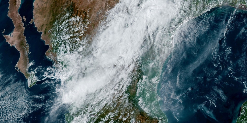 Hurricane Pamela kills 2 in Texas, multiple water rescues conducted - Vimarsana News