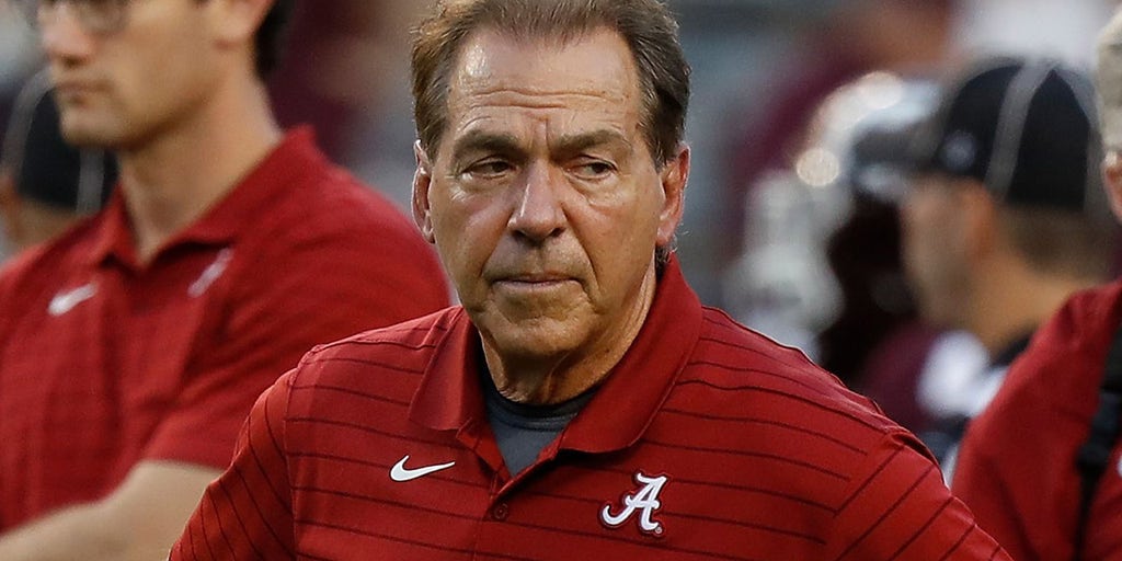 Nick Saban police escort barrels through Texas A&M fan storming field - Vimarsana News