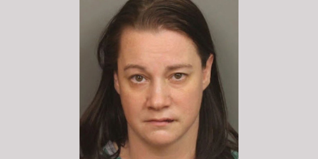 Alabama police officer's wife convicted of manslaughter in his shooting death - Vimarsana News