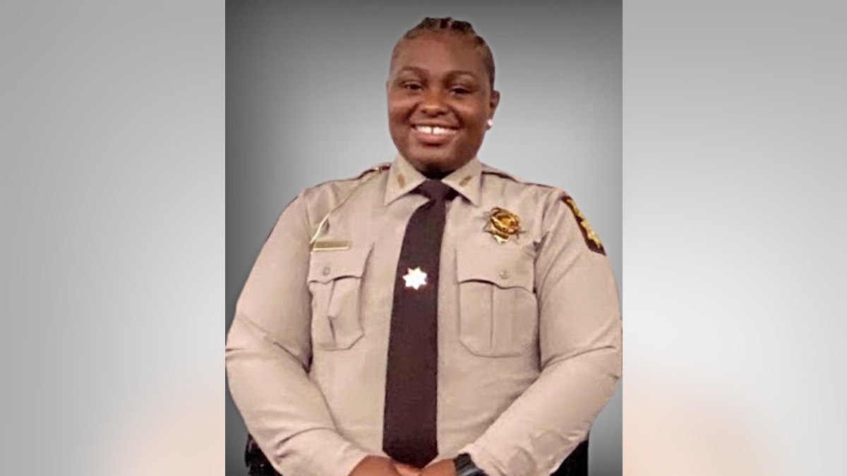 The Fulton Couty Sheriff's Office in Georgia is mourning the loss of Deputy Shakeema Brown Jackson, (Credit: Fulton County Sheriff's Office)