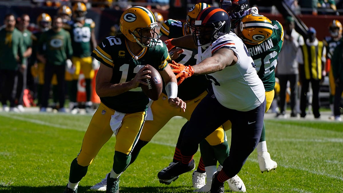 Akiem Hicks Chicago