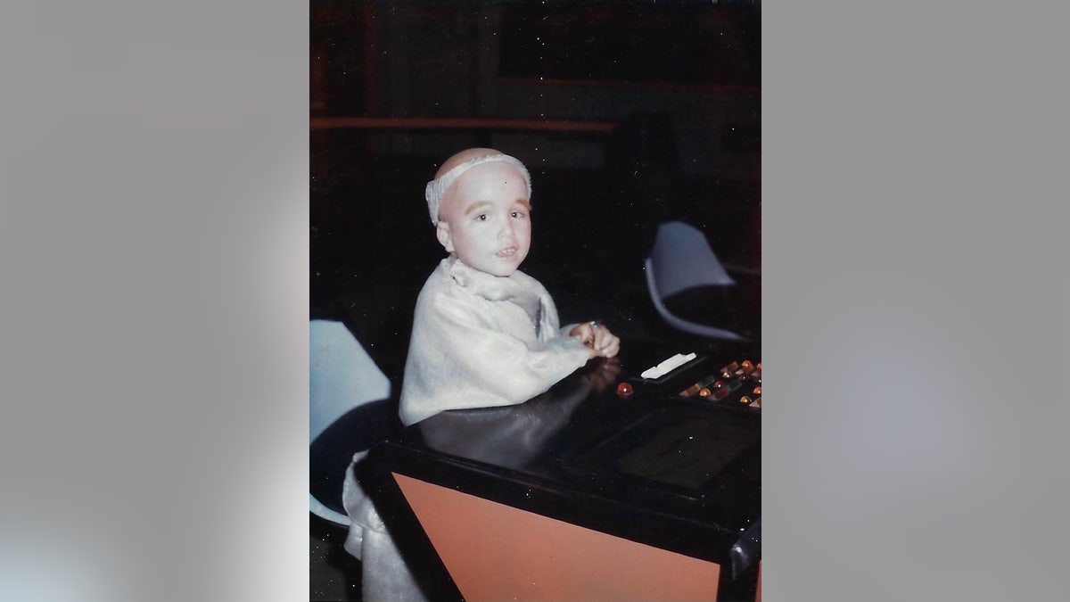 Clint Howard is seen as a toddler on the set of 'Star Trek: The Original Series.' 