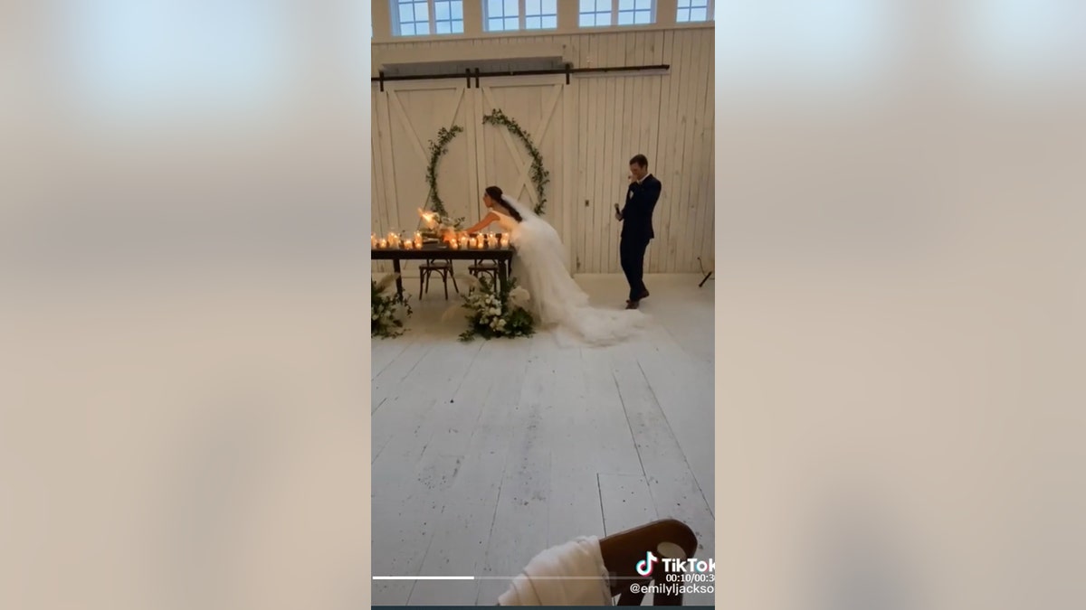 Bride's bouquet catches fire in viral TikTok video: 'I just froze' | Fox News Bride's bouquet catches fire in viral TikTok video: 'I just froze' | Fox News