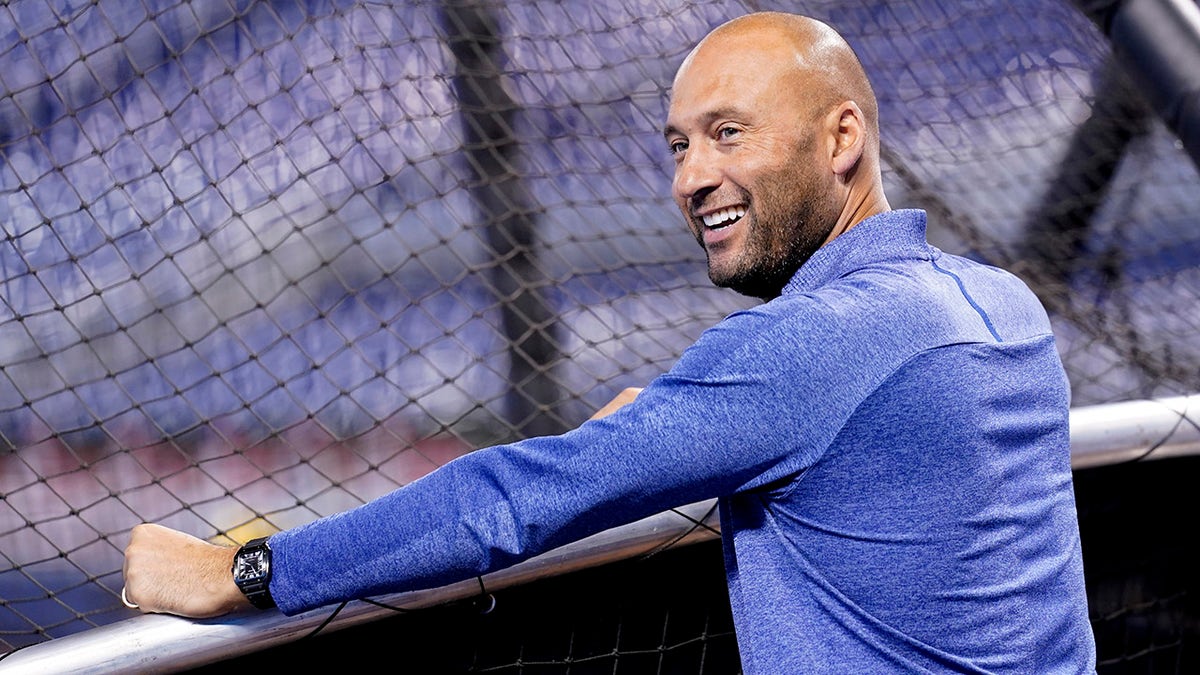 Derek Jeter Marlins batting practice