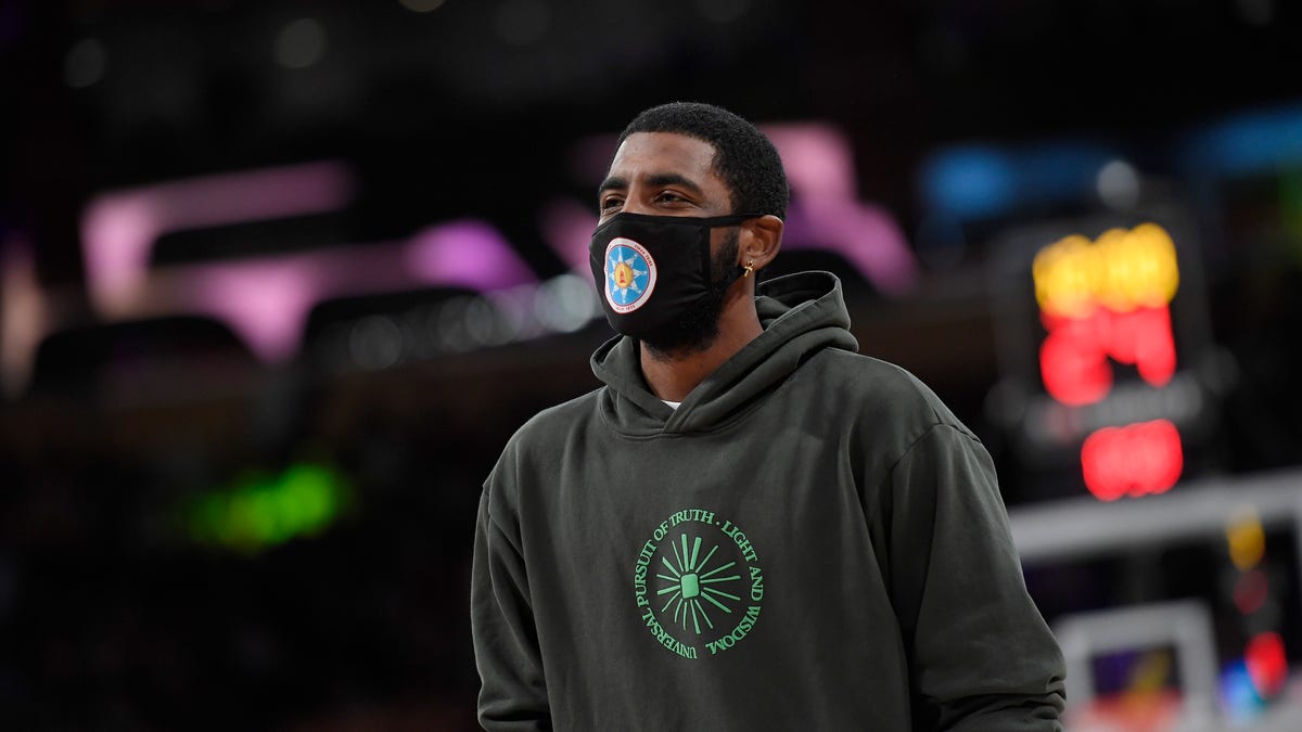 LOS ANGELES, CA - OCTOBER 03: Kyrie Irving #11 of the Brooklyn Nets during a preseason game against the Los Angeles Lakers at Staples Center on October 3, 2021 in Los Angeles, California. NOTE TO USER: User expressly acknowledges and agrees that, by downloading and/or using this Photograph, user is consenting to the terms and conditions of the Getty Images License Agreement. (Photo by Kevork Djansezian/Getty Images)