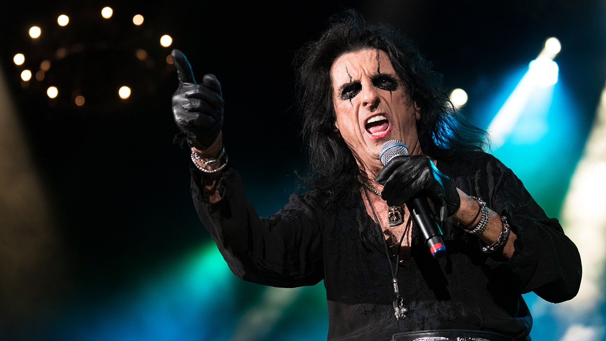 Alice Cooper