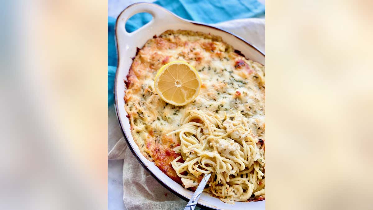 If you’re a fan of lemon chicken piccata, you’re going to love this lemon chicken spaghetti casserole from Quiche My Grits.