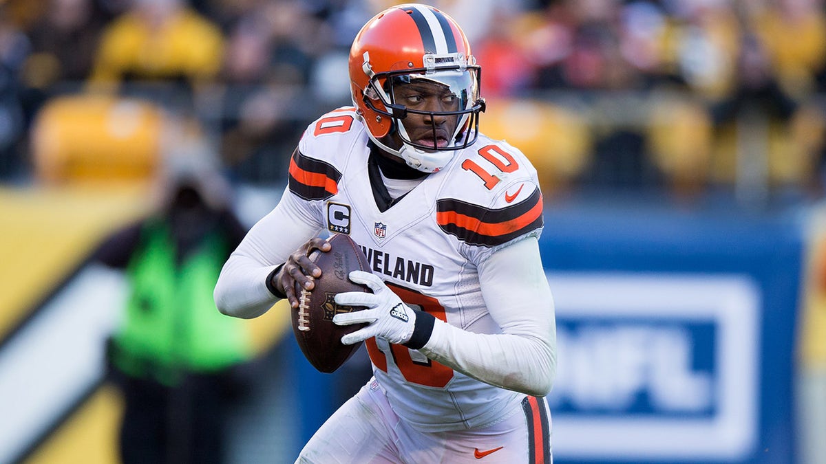 Cleveland Browns quarterback Robert Griffin III #10 looks to pass during the fourth quarter against the Pittsburgh Steelers on Jan. 1, 2017, at Heinz Field in Pittsburgh, Pennsylvania. Pittsburgh defeated Cleveland 27-24 in overtime.