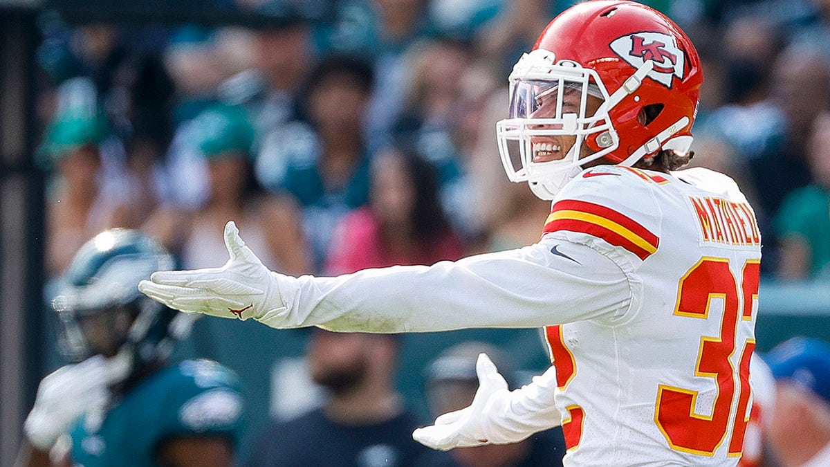 PHILADELPHIA, PENNSYLVANIA - OCTOBER 03: Tyrann Mathieu #32 of the Kansas City Chiefs reacts to a call against the Philadelphia Eagles at Lincoln Financial Field on October 03, 2021 in Philadelphia, Pennsylvania.