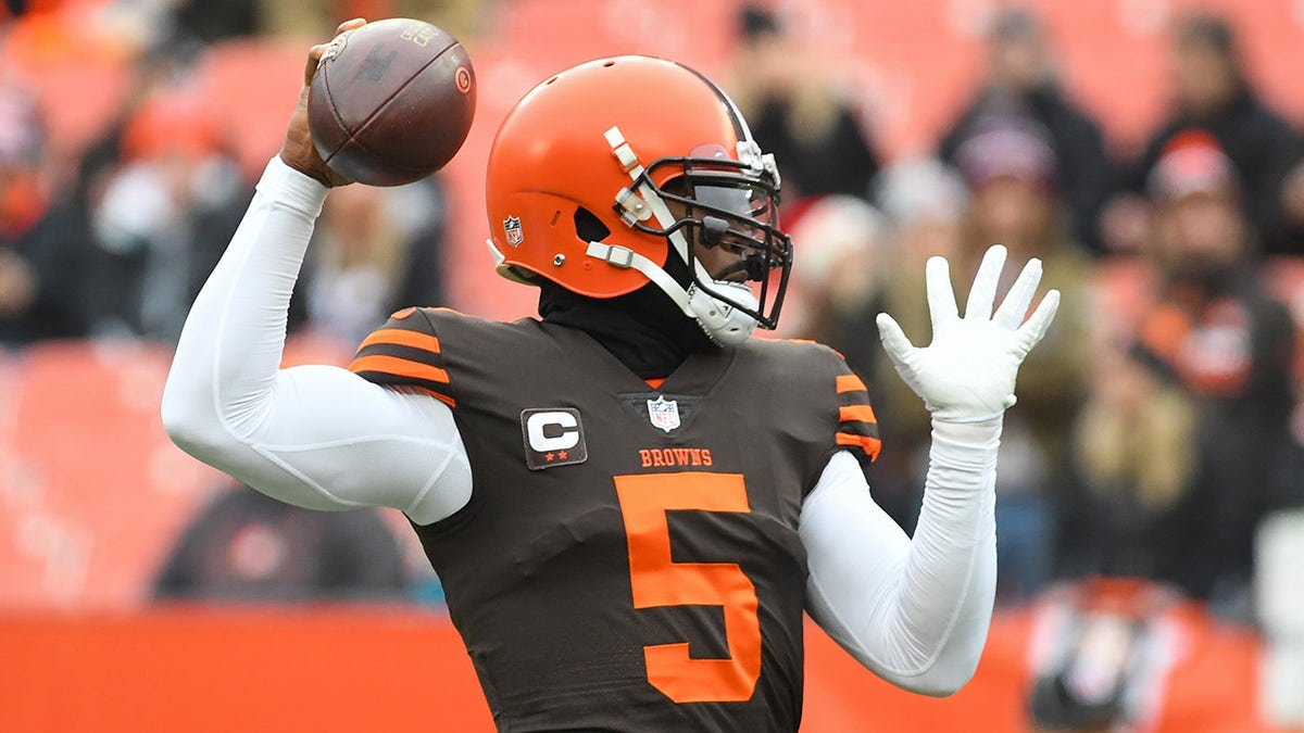 Quarterback Tyrod Taylor #5 of the Cleveland Browns throws a pass prior to a game against the Cincinnati Bengals on Dec. 23, 2018 at FirstEnergy Stadium in Cleveland, Ohio. Cleveland won 26-18.