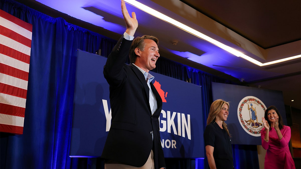 Washington & Lee University orders College Republicans to remove Glenn Youngkin campaign materials Washington & Lee University orders College Republicans to remove Glenn Youngkin campaign materials