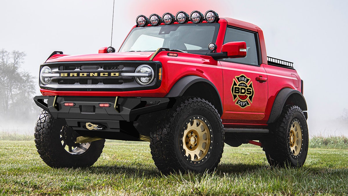 BDS suspensions built the ultimate Bronco firefighting truck.