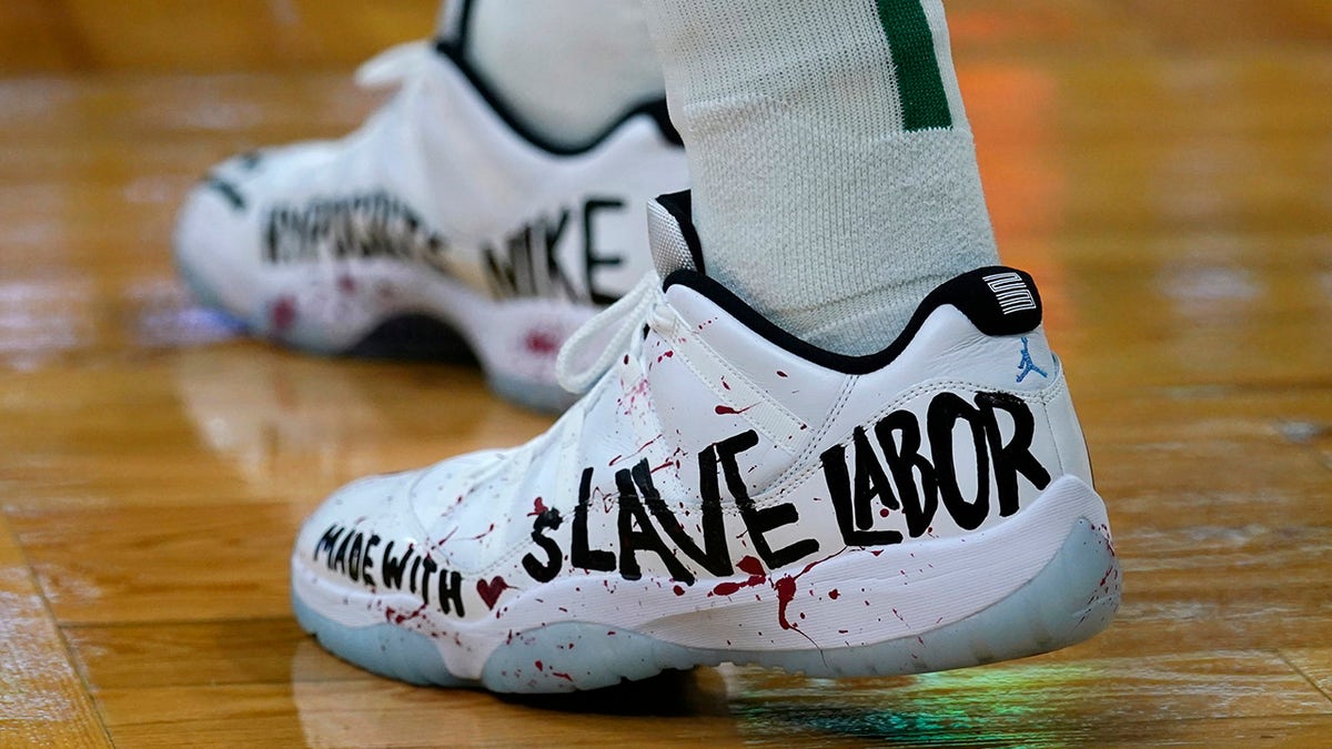 Enes Kanter Freedom wears shoes with "made with slave labor" in sharpie, condemning Nike and China