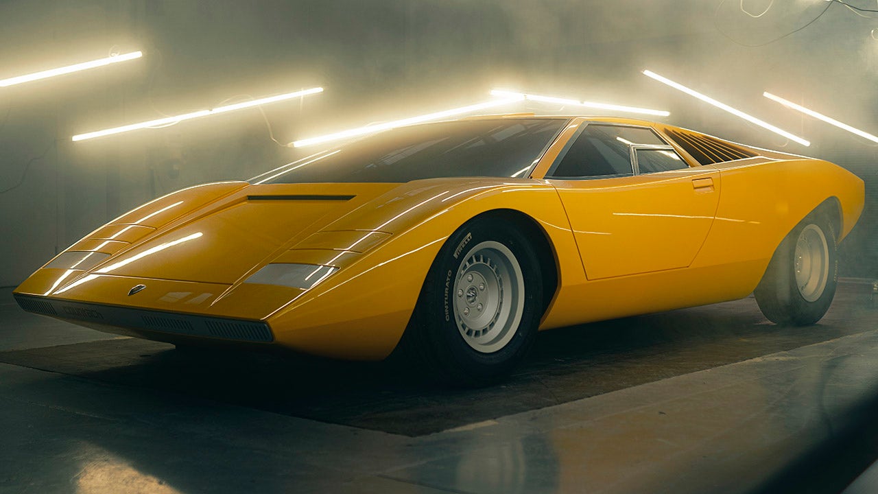 lambo-3.jpg?ve=1&tl=1
