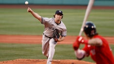 Yankees, Red Sox need late-game heroics to advance to AL wild-card game