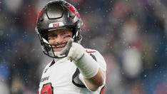 Tom Brady sets NFL all-time passing yards record