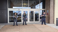 Pennsylvania mall shooting leaves 4 people shot, 2 others injured: 'Someone got shot'