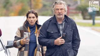 Alec Baldwin asking for warrant in shooting death probe is 'not cooperation,' legal expert says