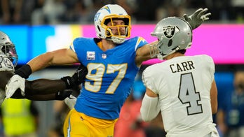 Raiders’ Derek Carr responds to Joey Bosa critique