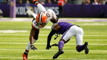 In Stefanski's return, Browns defense dominates Vikings 14-7