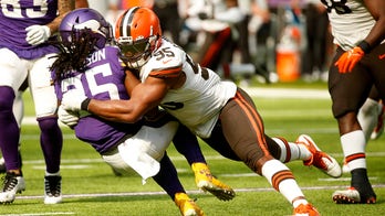 Browns' Myles Garrett gets drug tested after win vs. Vikings: 'I go sleeveless for one game and they hit me'