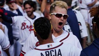 Pederson 3-run HR, Braves blank Brewers for 2-1 NLDS lead