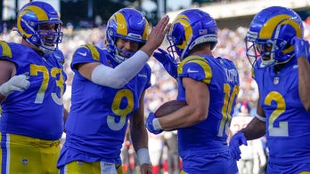Stafford throws 4 TDs, D forces 4 TOs, Rams rout Giants