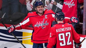 Ovechkin scores twice, Capitals beat Rangers 5-1 in opener