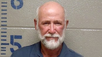 Oklahoma septic-tank murder suspect’s Waffle House visit may prompt bond revocation: report