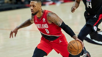 Lillard scores 25, Blazers down Clippers 111-92