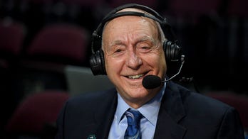 ESPN's Dick Vitale gets emotional in return to broadcasting after cancer diagnosis