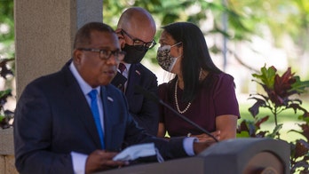 US official in Haiti apologizes for treatment of migrants