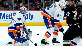Sorokin stops 26 shots in Islanders' 3-0 win over Coyotes