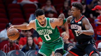 Tatum scores 31, Celtics get first win, 107-97 over Houston