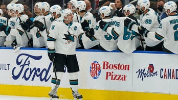 Sharks stay perfect with 5-3 win over sluggish Maple Leafs