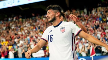 Pepi scores 2 more goals, lifts US over Jamaica in qualifier