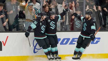 Kraken rout: Seattle topples Montreal 5-1 for first home win