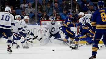 Olofsson scores twice, Sabres beat Lightning 5-1